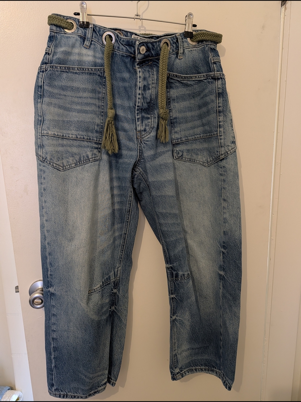 Free People We the Free Moxie Pull On Barrel Jean 30 medium wash